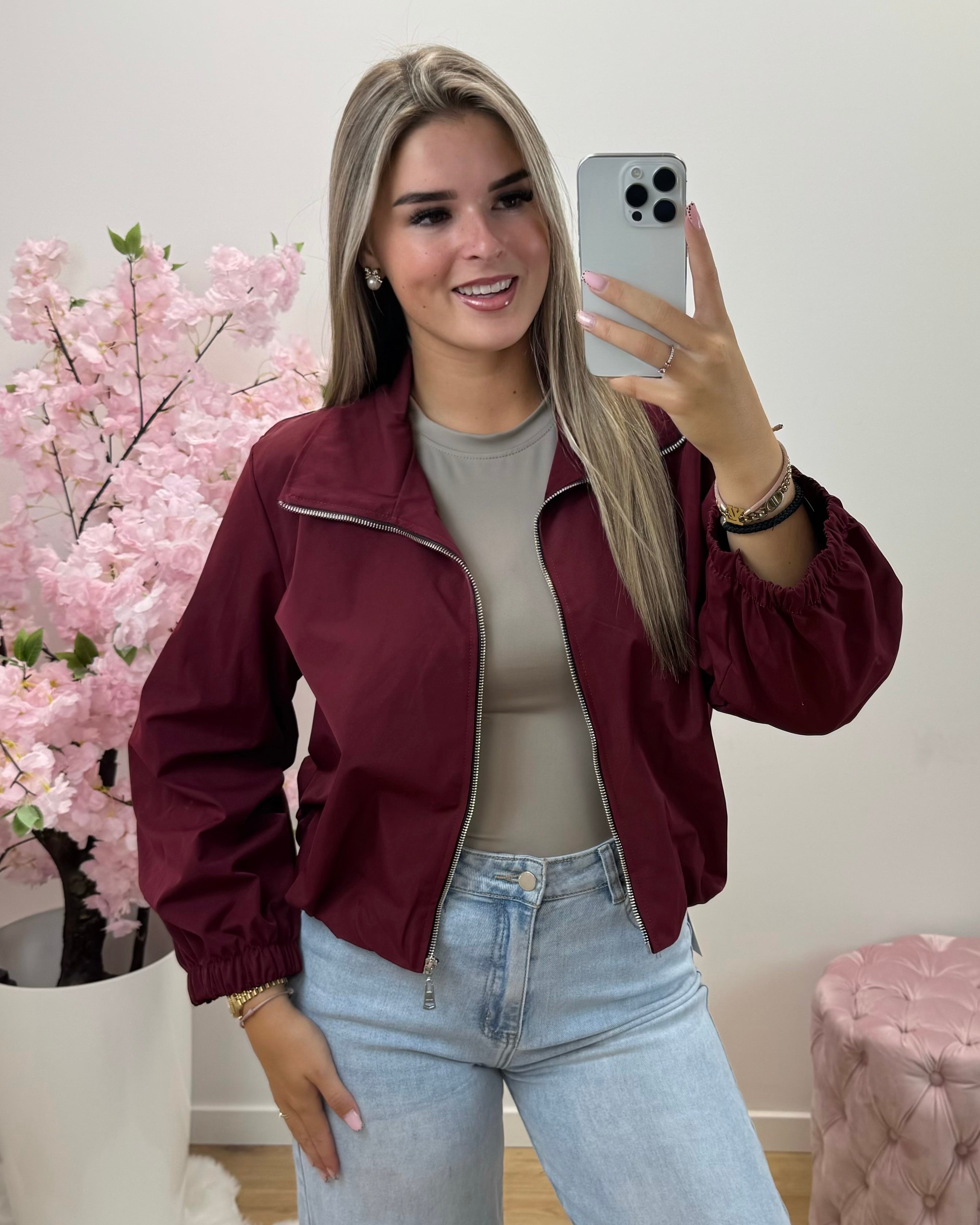 Jas Tara bordeaux