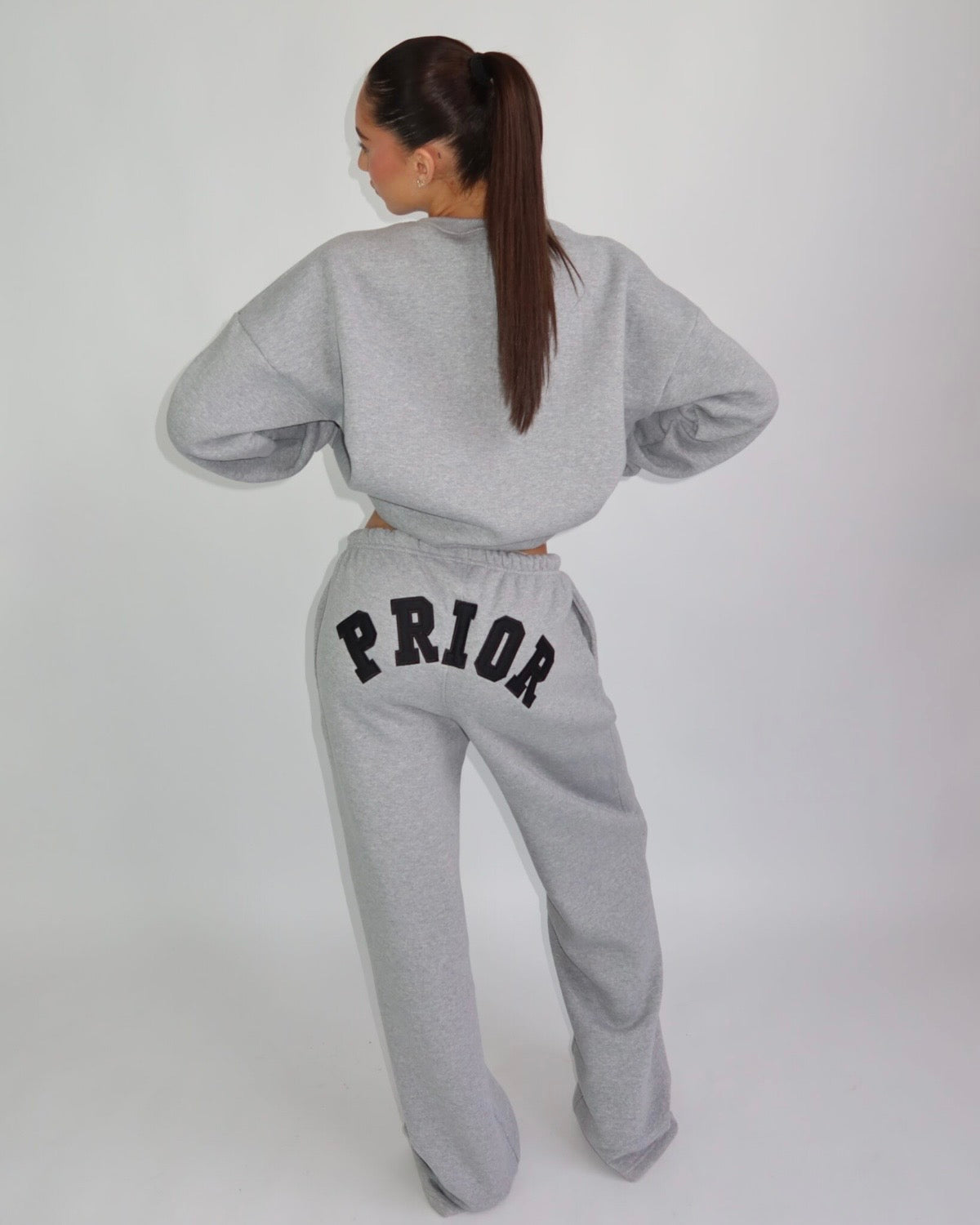 Priority tracksuit grijs