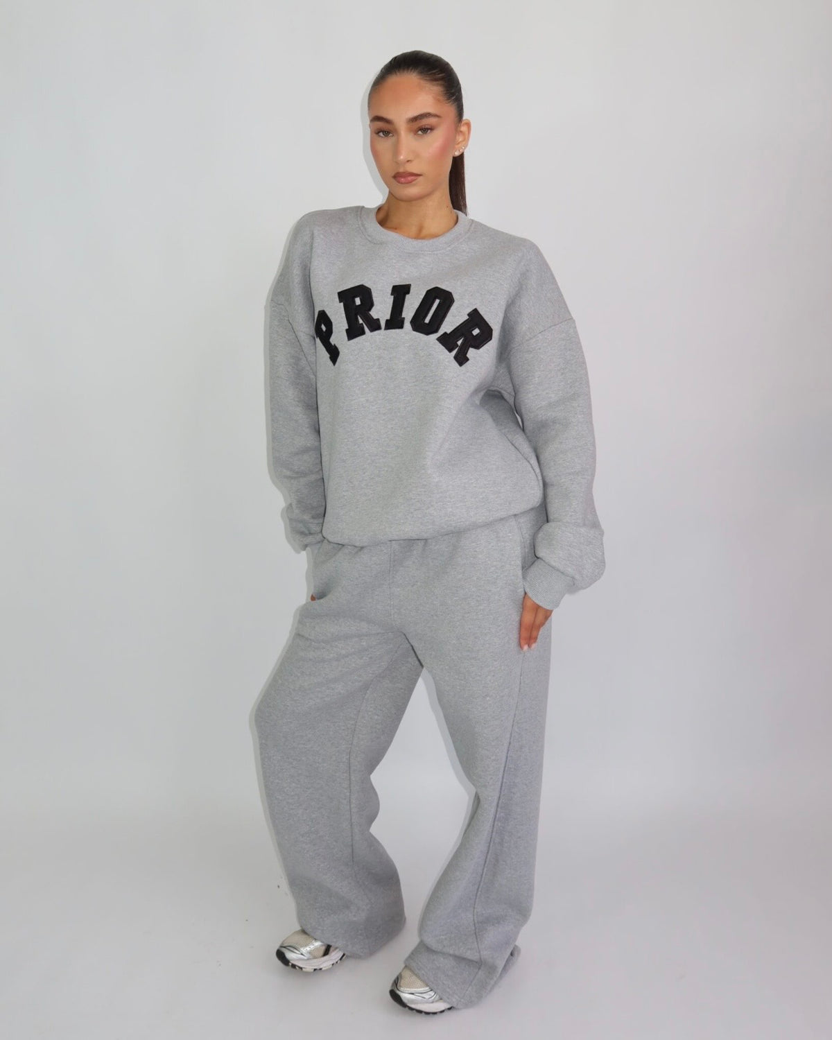 Priority tracksuit grijs