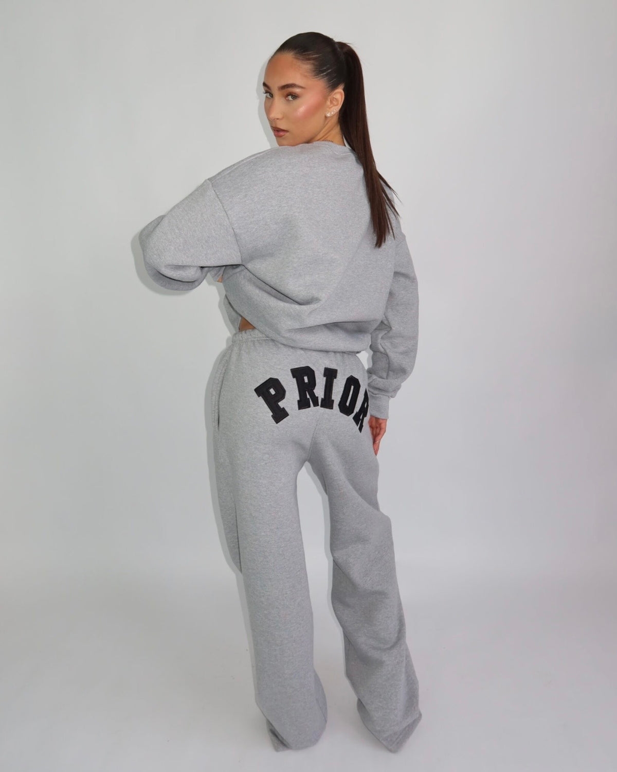 Priority tracksuit grijs