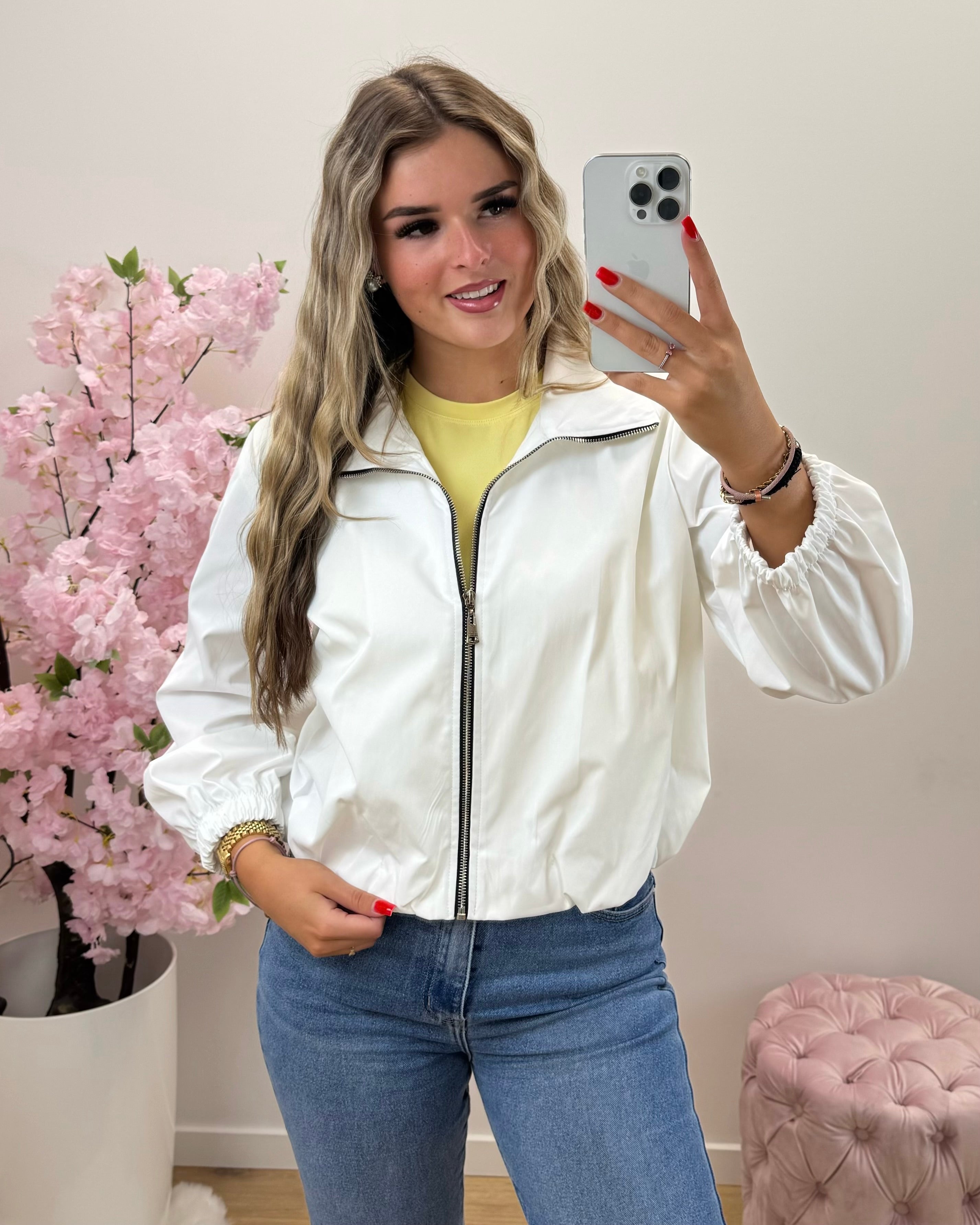 Jas Tara wit